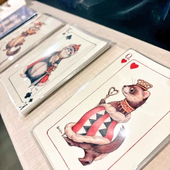 『creatures exhibition』はTSUTAYABOOKSTORE岡山駅前さんで本日も開催中。本日参加5日目です#Ferret #フェレット 