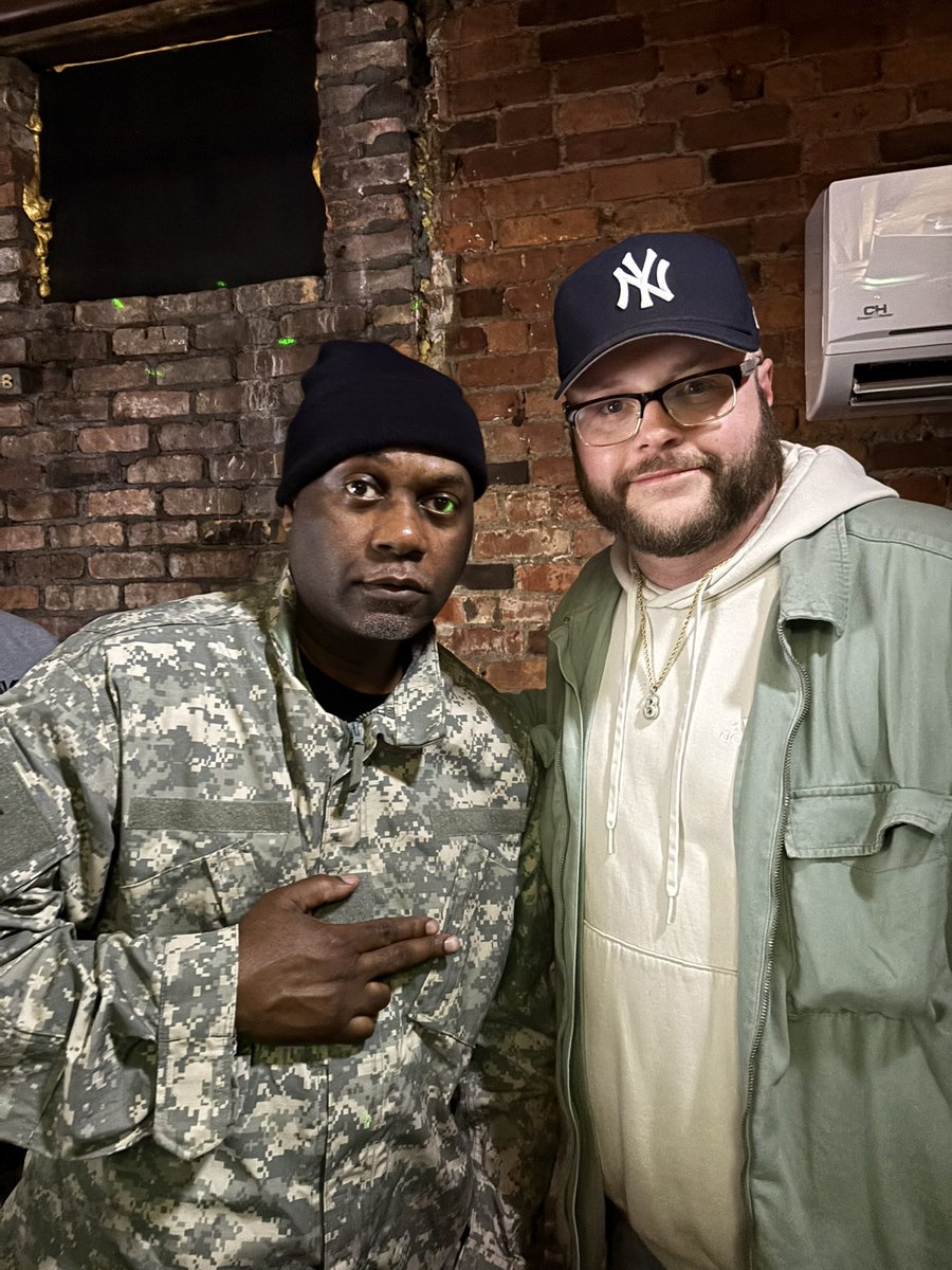 WillUrbane's tweet photo. Congrats on the tour Masta Killa 👐 https://t.co/Ob044YU6BP