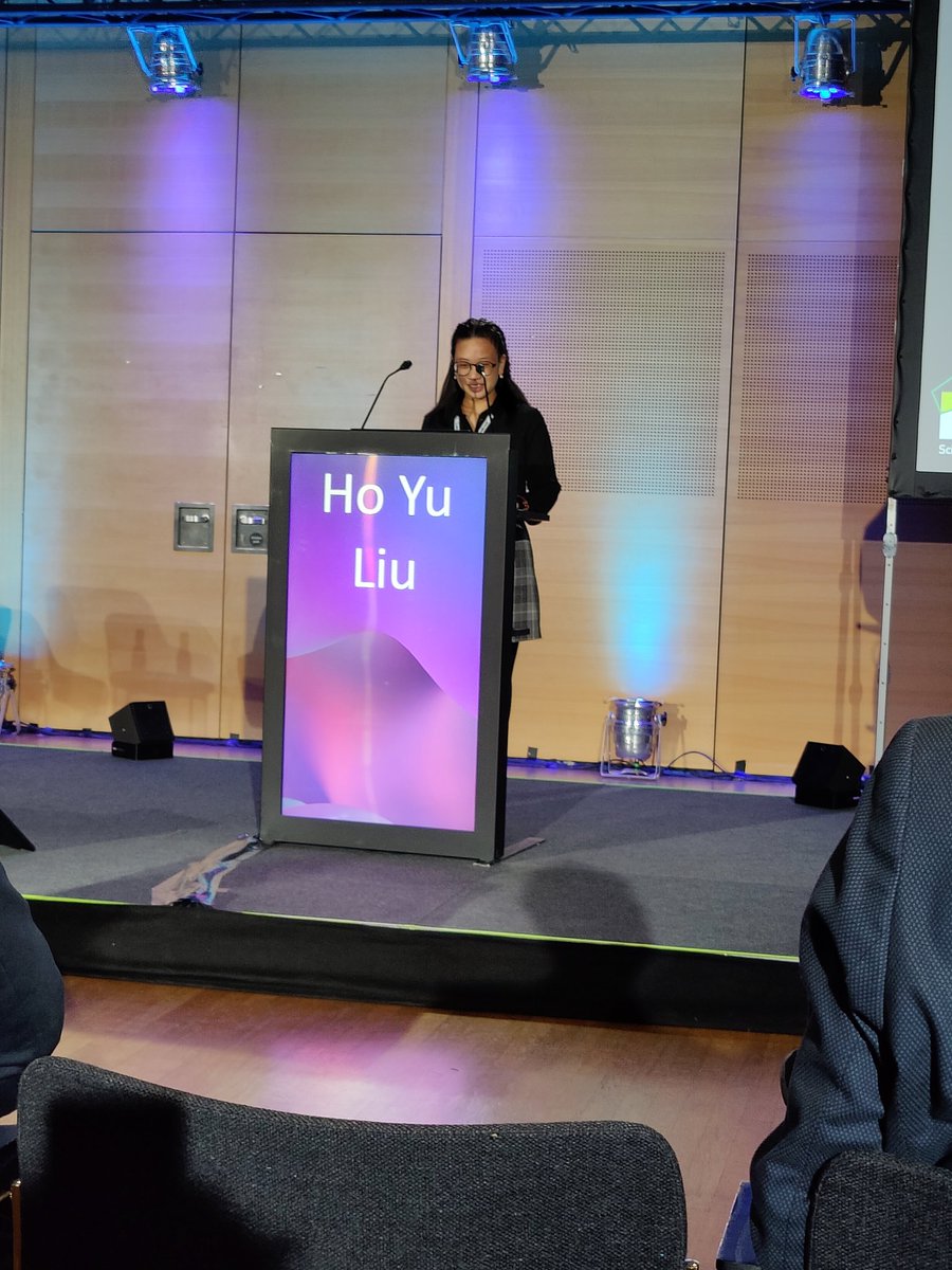 hoyu_liu's tweet image. Had a great time last week @ESCMID #escmidglobal2025 where I also had the opportunity to present some of my PhD work @TheQuadram funded by @BBSRC @UKRI_News
Thank you to everyone who came to chat about my work! 😊🎉