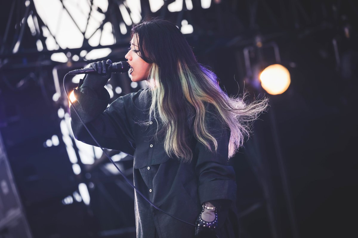 playbackfes's tweet image. -----------------
​　Chevon
-----------------

飛行機​の遅延​ももろともせず
心を強く揺さぶる圧巻のパフォーマンスを見せてくれたChevon🐐

​会場の熱気も一気に上がり、
これぞフェス！という一体感に🔥

@Chev0n
​#chevon #playbackfes #PBF #舞鶴プレイバックフェス
 #舞鶴…