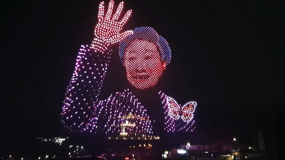 えっ、このドローンショー、結局はセイゲイルボ社の出資で行われてたの？信者の献金じゃないじゃん。鈴木エイト、専門家の筈なのにガセネタばかり掴まされてんじゃん。まぁ、ガセと分かるかどうかは能力の問題かもだけどね。