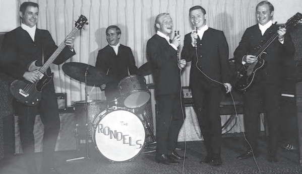 elsotaescala's tweet photo. #bersions
1067.- #DelbertMcClinton & #TheRonDels "Hey! Baby" -1966- (#MargaretCobb, #BruceChannel) #BruceChannel -1961-
https://t.co/1h12120ncf https://t.co/OpGsFg0CLu