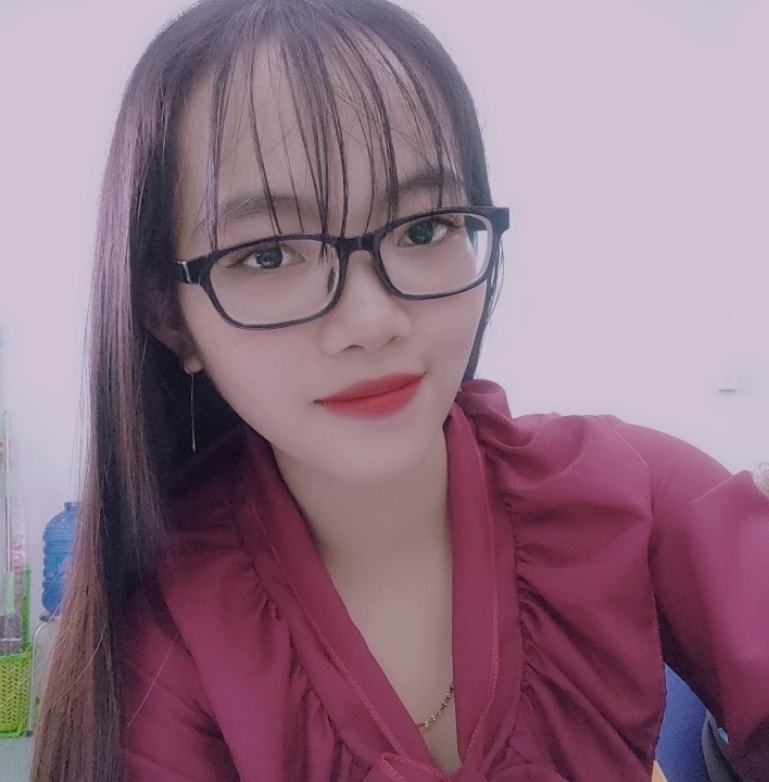 HauChieu's tweet photo. Tình yêu giống như một đồng tiền ảo, không rõ nguồn gốc nhưng khi đầu tư vào, có thể mang lại cảm xúc không thể kiểm soát. https://t.co/6ahOOweqjk