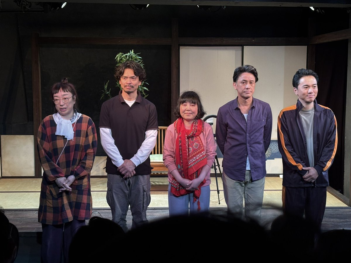 ふくふくやさん『大串枠子の日常』拝見しました〜。

浜谷さんがあんなボケ方するとは笑
演出って凄いね。凄いこと思いつくね。

枠子さん生きてる。毎日生きてるな。立派に。