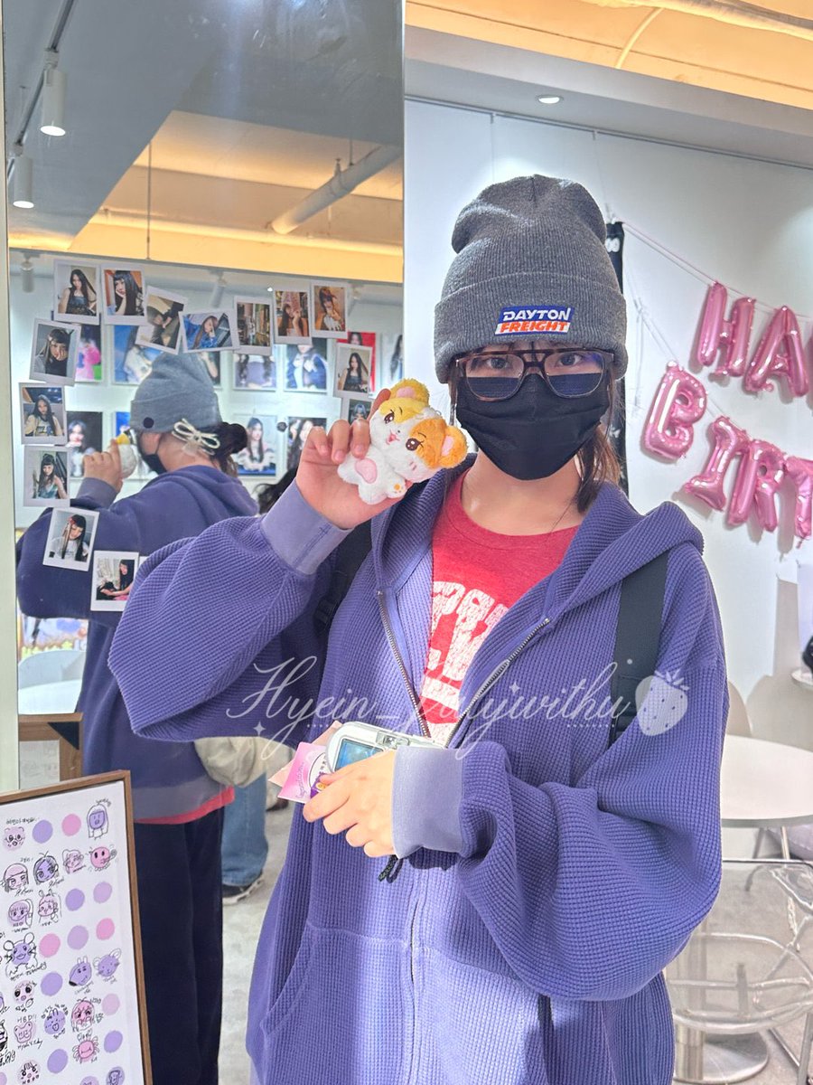 Hyein_Julywithu's tweet photo. 🐹

#혜인 
#Hyein
#HappyHyeinDay https://t.co/LzVcZWr4DA