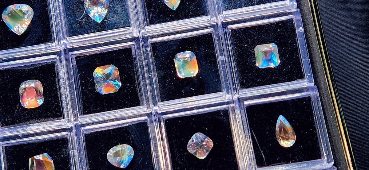 레드가 좋아🛑 🌌우주🌌 tweet media