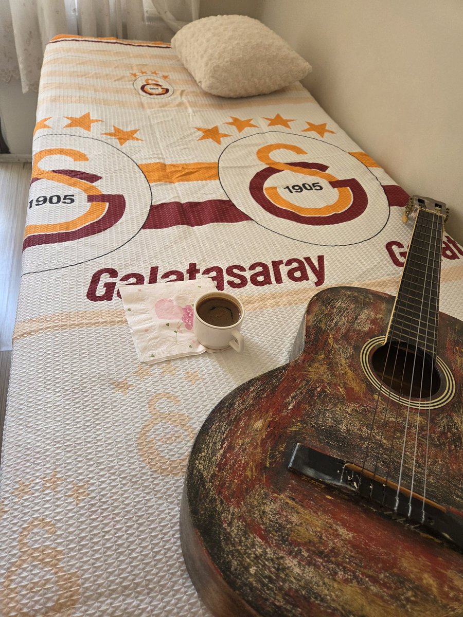 Sevdiğimi seveni ayrı severim💕☕️