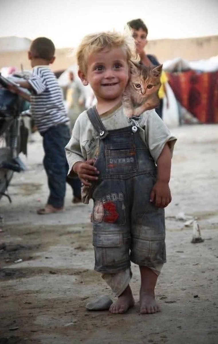 “Sağlam çocuklar yetiştirmek, arızalı insanları düzeltmekten kolaydır.”