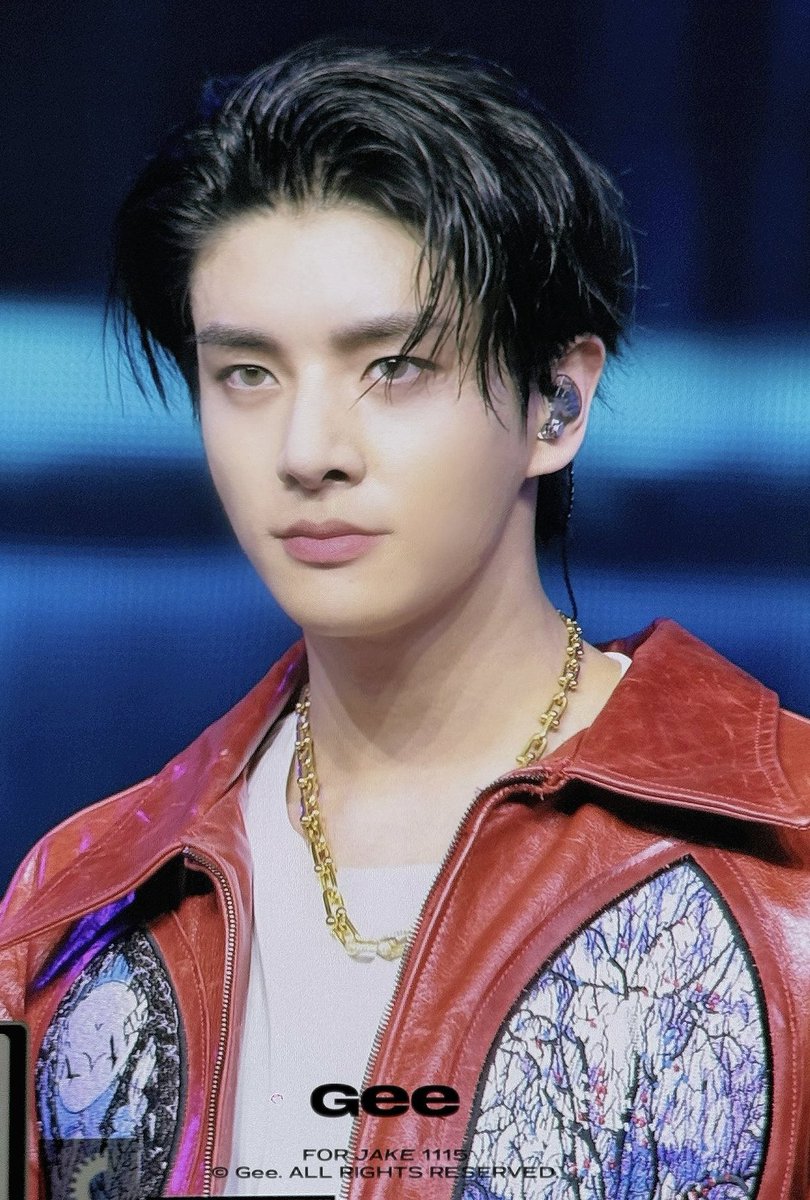 ˙✨️이크 bvnd🐺˙ tweet media