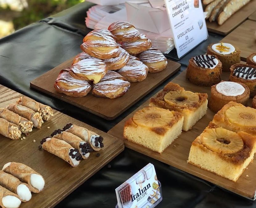It's market day in Victoria Park and we're open 10-4pm with a wide range of incredible food and drink to explore - including fresh produce, delicious street food, sweet treats, store cupboard goods and lots more!

📷 Italian desserts from Italian Recipe