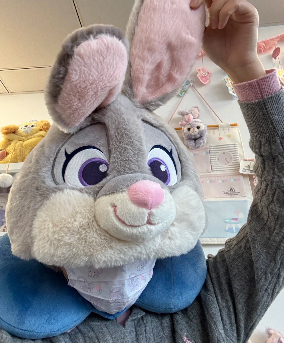 Peepinkshop's tweet photo. หมอนรองคอสำหรับเดินทาง Zootopia ลิขสิทธิ์แท้ ราคาพิเศษ 390 ส่งฟรี มัดจำได้ค่า https://t.co/pkBtEISz02