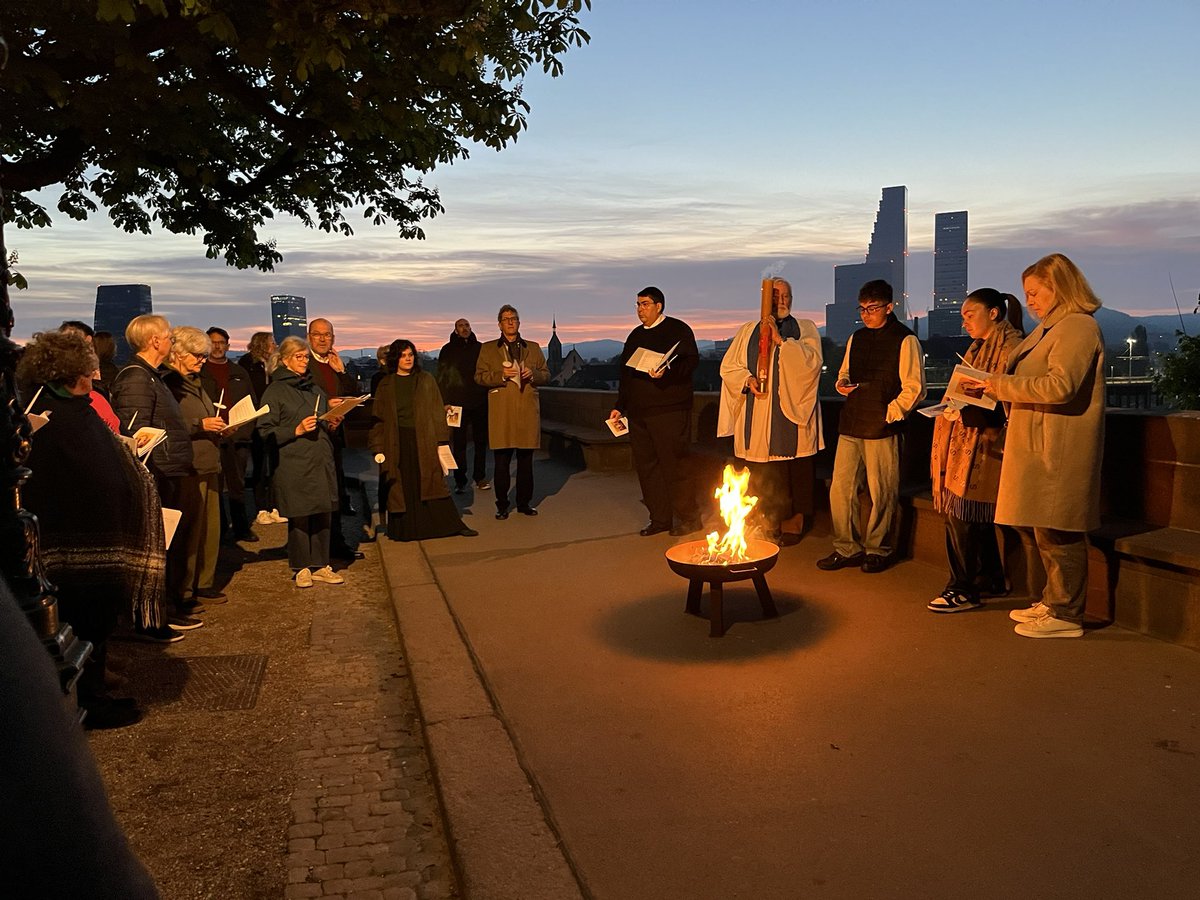 Angloleftie's tweet photo. As the sun rises over the Rhine valley, our vigil is ended - Christ is Risen, alleluia! Happy Easter from the Anglican Church in Basel! @DioceseinEurope https://t.co/4ehDLJHXEB