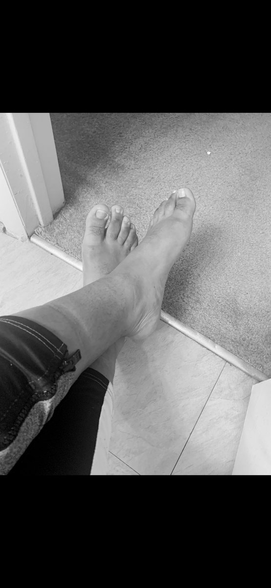 👣 👣