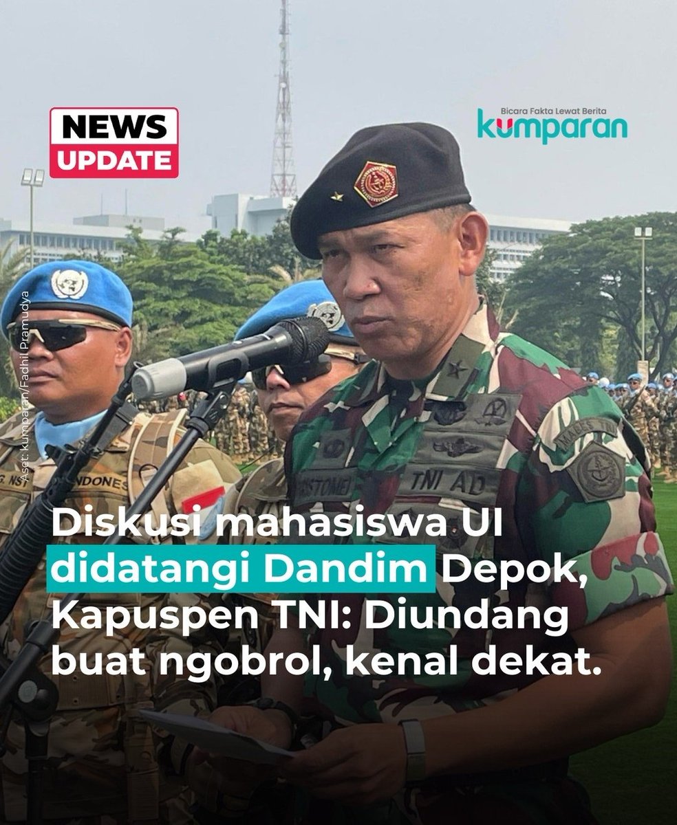 GUSDURians's tweet photo. UU TNI ternyata sudah dittd sebelum lebaran. Sejak saat itu tercatat beberapa kali tentara masuk kampus.

Setelah Universitas Udayana dan UIN Walisongo Semarang, sekarang tentara mendatangi diskusi mahasiswa UI. Dalam berita di Kumparan, tentara tersebut mengaku diundang mahasiswa biar kenal dekat.

Kenal dekaaaaaat 🤔.

Apakah hal ini akan jadi pola dan tren dalam beberapa waktu ke depan? Menarik untuk disimak arah perjalanan bangsa ini ke depan.
