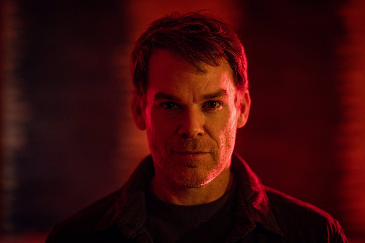 OOD_BROS's tweet image. ตำนานกลับมาสานต่อ Michael C. Hall รับบทเดิมใน Dexter: Resurrection เรื่องราวต่อจาก New Blood โดย Dexter จะตามหาลูกชายอยู่ใน NYC

ฉายปี 2025 ทาง Paramount+ / Showtime
นักแสดงร่วม Peter Dinklage, Uma Thurman, Krysten Ritter

#DexterResurrection #MichaelCHall #Dexter #ParamountPlus