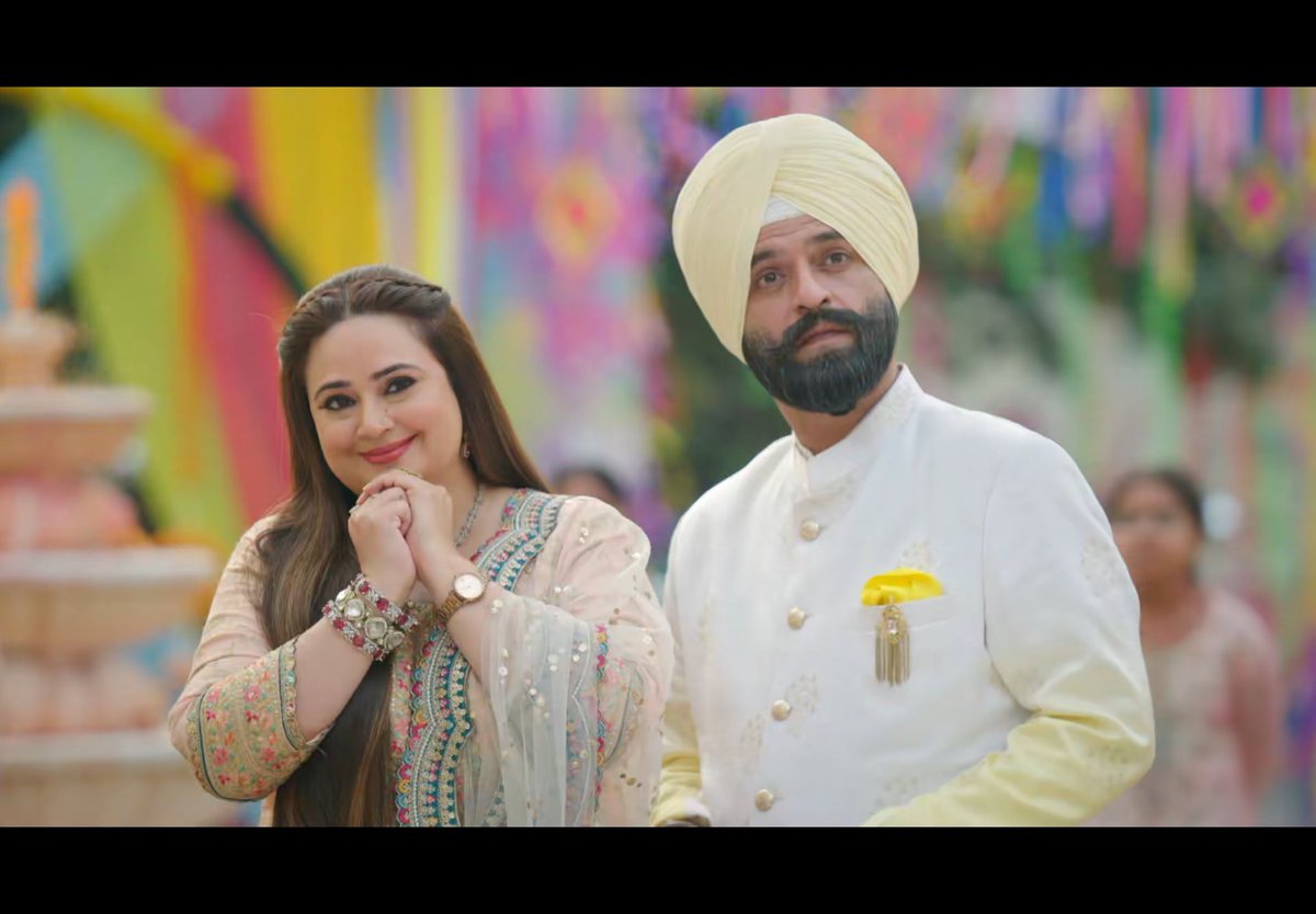 anjali902's tweet photo. This is my reaction while watching #MeghBir scenes 🥰 Going to miss them a lot 🥺#IssIshqKaRabbRakha https://t.co/TaCwwhEXhq