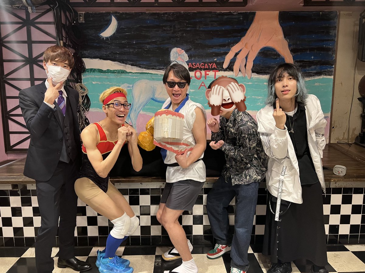 otoMAD_radio's tweet photo. 【御礼】
音MADラジオSP 公開録音 in 阿佐ヶ谷終演いたしました！
本日ご来場いただいた方、配信をご覧になられた方本当にありがとうございます！
有料パートは後日アーカイブを公開いたしますのでお待ち下さい！
#音RADIO_SP https://t.co/A62hueUGWZ