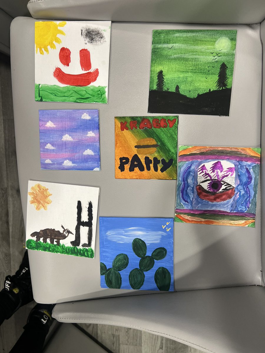 sapphire (@sapphiregmmh) on Twitter photo Saturday night painting session with the GU boys 🎨 #TeamCAMHS Saturday night painting session with the GU boys 🎨 #TeamCAMHS