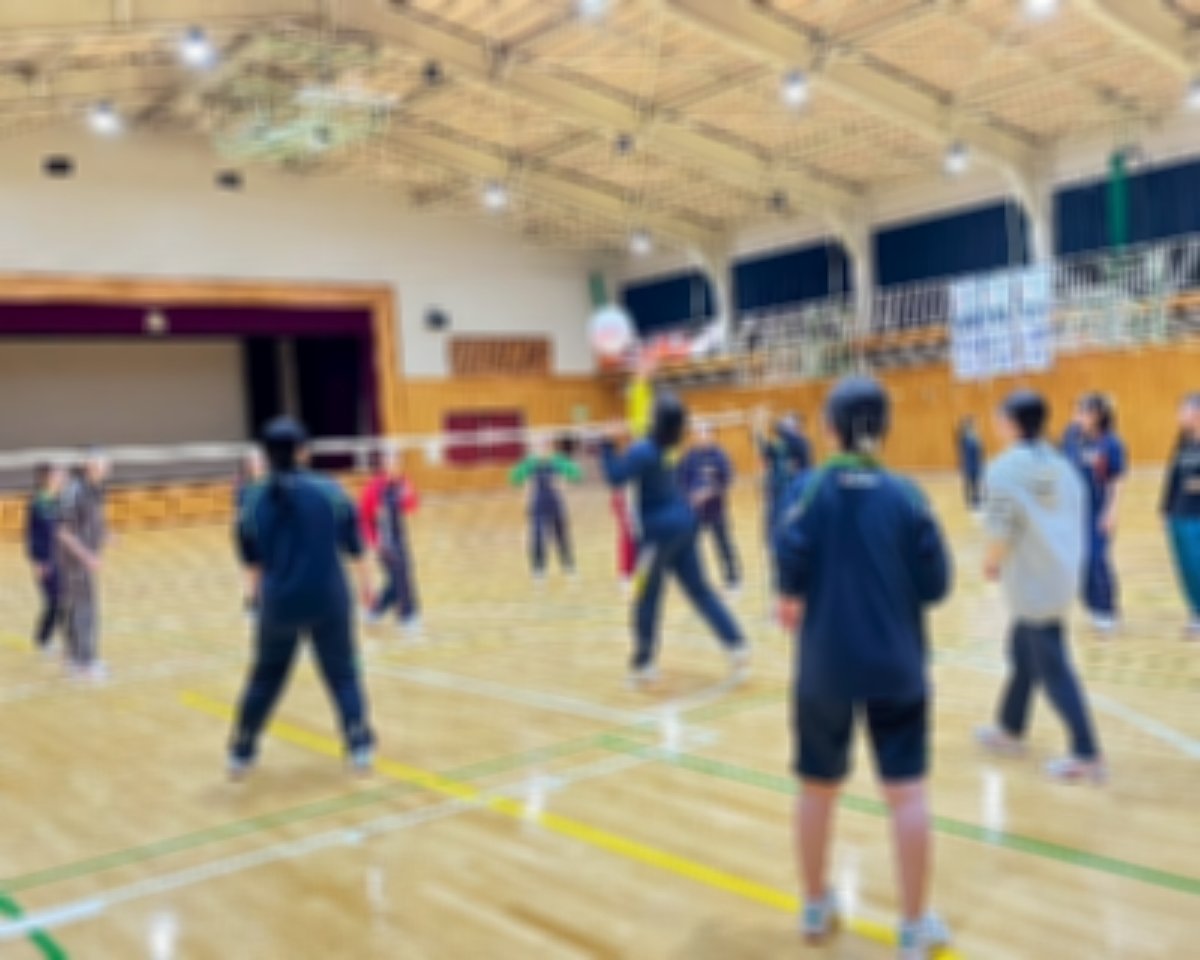 Nanshobb's tweet photo. 【新入生歓迎合宿】
4/19-20の２日間「新入生歓迎合宿」が行われました！今年新たに17名の新入部員を加え41名での活動スタートとなりました。これから大変なこともあるかと思いますが🙂みんなで力を合わせて頑張っていきましょうね。
今年度も南商吹奏楽部の応援をよろしくお願いいたします🙇 https://t.co/occUgk8CSk