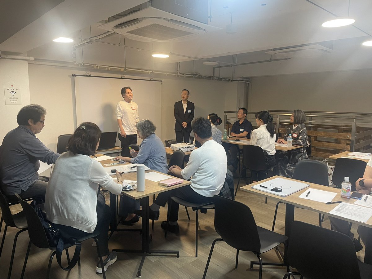 suzukimikatyo22's tweet image. 4月19日(日)
ワークショップ「私たちの食料、大丈夫？」
他区や一般の方の参加もある中、
政治で世の中を変える！
同時に、私達1人1人になにができるか？を真面目に活発な論議が出来ました。
ご参加頂いた皆様、有難うございました🙇‍♀️

＃食と健康
＃参政党
＃鈴木みか