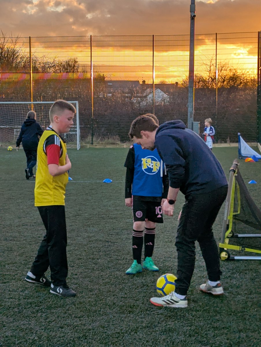 🌱 SPRING INTO FOOTBALL FUN! The days are getting longer and the weather is getting brighter. It's the perfect time for your child to get active and enjoy football!

We will be back providing our sessions next week, drop me a message if you’d like to be a part of the FFF family!
