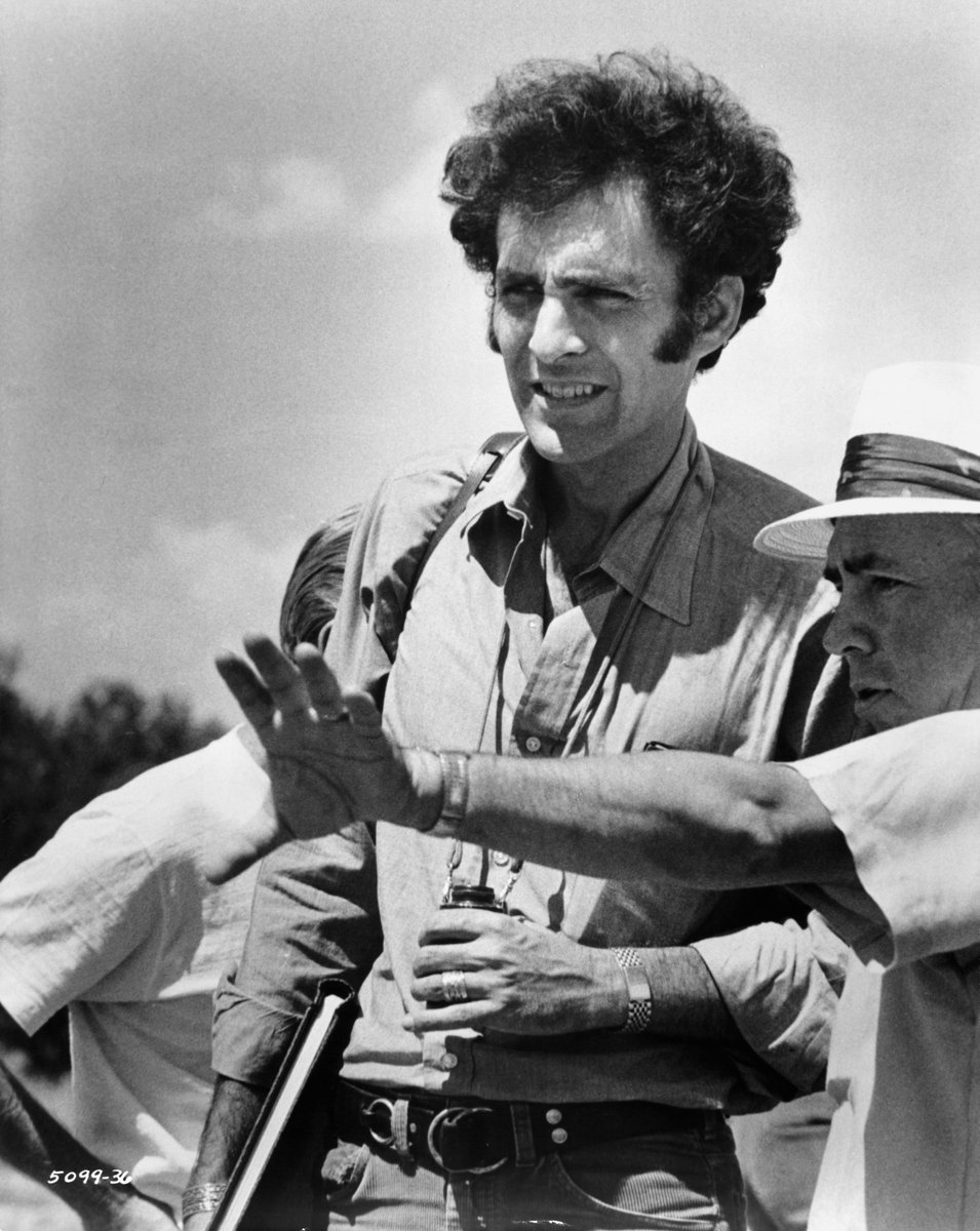 mariobianchi18's tweet photo. Il #20aprile 2021 moriva #MonteHellman. Regista Usa che girò con J. Nicholson un western a basso budget, Le colline blu. Sempre nel 1966 diresse il suo capolavoro, La sparatoria. Molto amico di Q. Tarantino, fu produttore esecutivo di Le iene. Leone d'oro alla carriera nel 2010. https://t.co/jVfSdoYdSs