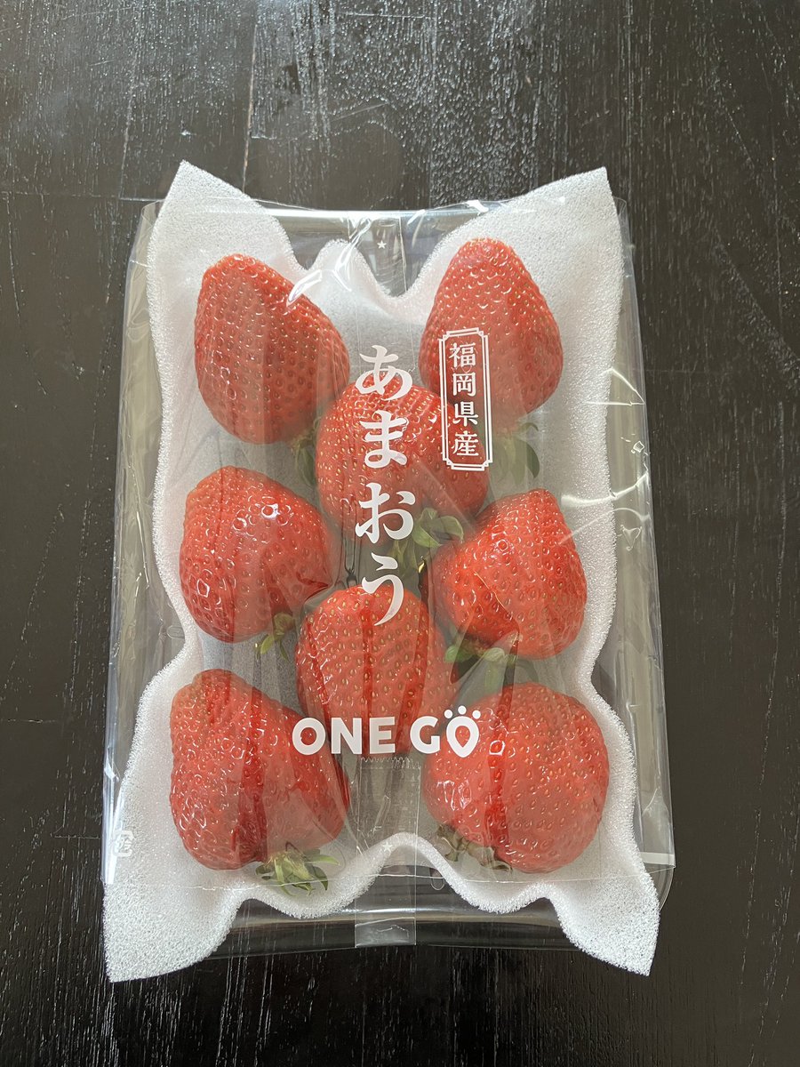 w_m_dengon's tweet photo. 幼稚園の撮影で保護者の方にもらったいちご🍓今まで食べた中で1番ってくらい感動するほどおいしかった🥹久留米のいちごすごいや
#福岡撮影 #保育園撮影 #幼稚園撮影 https://t.co/lpLfFWOd7L