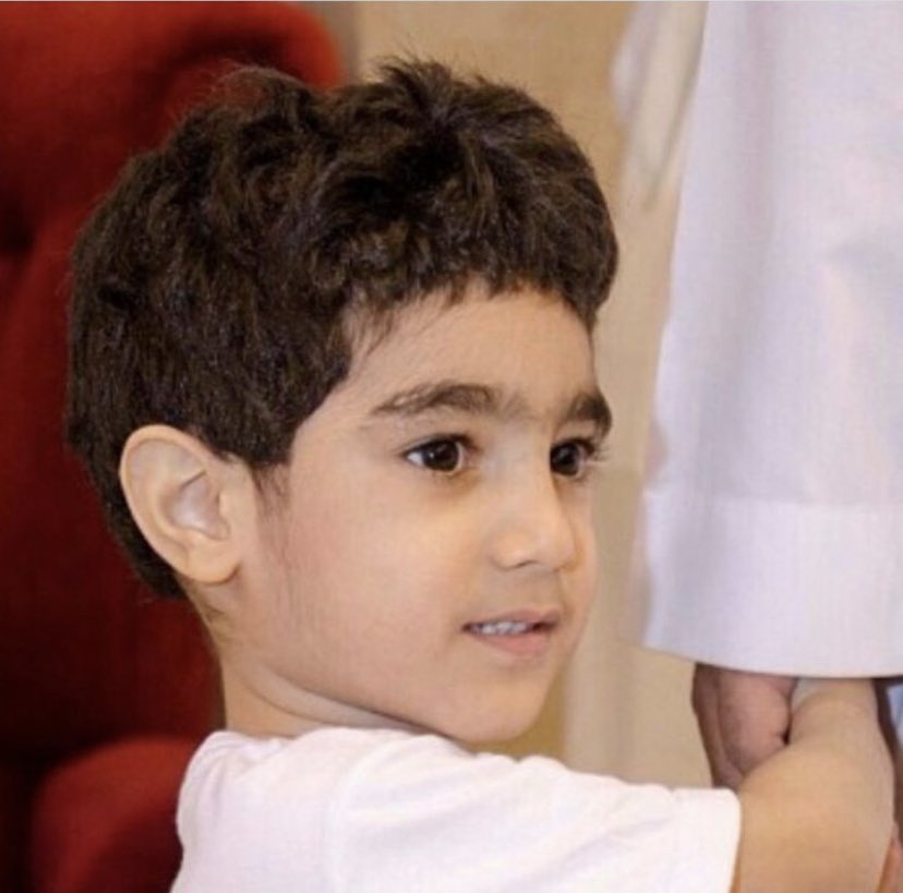 نصيحة صغيرة من اخ مجرب

لأهالي أطفال التوحد

أوقد شمعة 🕯️ولا تمشي في الظلام

لا تستسلم ولا تستمع للمحبطين

فمستقبلهم يعتمد عليك و على مقدار اصرارك

هم رزق جميل من رب كريم

#اليوم_العالمي_للتوحد