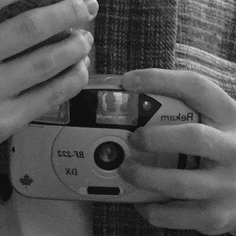 ๐ฒ๐ข๐๐๐, c tweet media