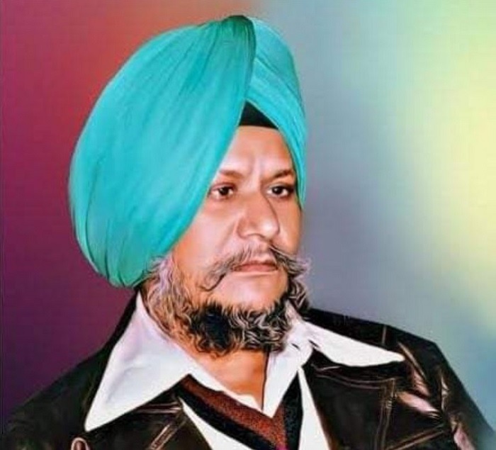 ਮਾਂ ਧਰਤੀਏ ਤੇਰੀ ਗੋਦ ਨੂੰ ਚੰਨ ਹੋਰ ਬਥੇਰੇ... 
ਤੂੰ ਮੱਘਦਾ ਰਹੀਂ ਵੇ ਸੂਰਜਾ ਕੰਮੀਆਂ ਦੇ ਵਿਹੜੇ... 

ਪੰਜਾਬ ਦੇ ਇਨਕਲਾਬੀ ਕਵੀ ਤੇ ਕੰਮੀਆਂ ਦੇ ਵਿਹੜੇ ਦੇ ਮੱਘਦੇ ਸੂਰਜ ਸੰਤ ਰਾਮ ਉਦਾਸੀ ਜੀ ਨੂੰ ਉਹਨਾਂ ਦੇ ਜਨਮ ਦਿਵਸ ਮੌਕੇ ਯਾਦ ਕਰਦਿਆਂ ਦਿਲੋਂ ਸ਼ਰਧਾਂਜਲੀ ਭੇਟ ਕਰਦੇ ਹਾਂ। ਸੰਤ ਰਾਮ ਉਦਾਸੀ ਜੀ ਨੇ ਆਪਣੇ ਗੀਤਾਂ ਤੇ ਕਵਿਤਾਵਾਂ ਰਾਹੀਂ ਲੋਕਾਂ