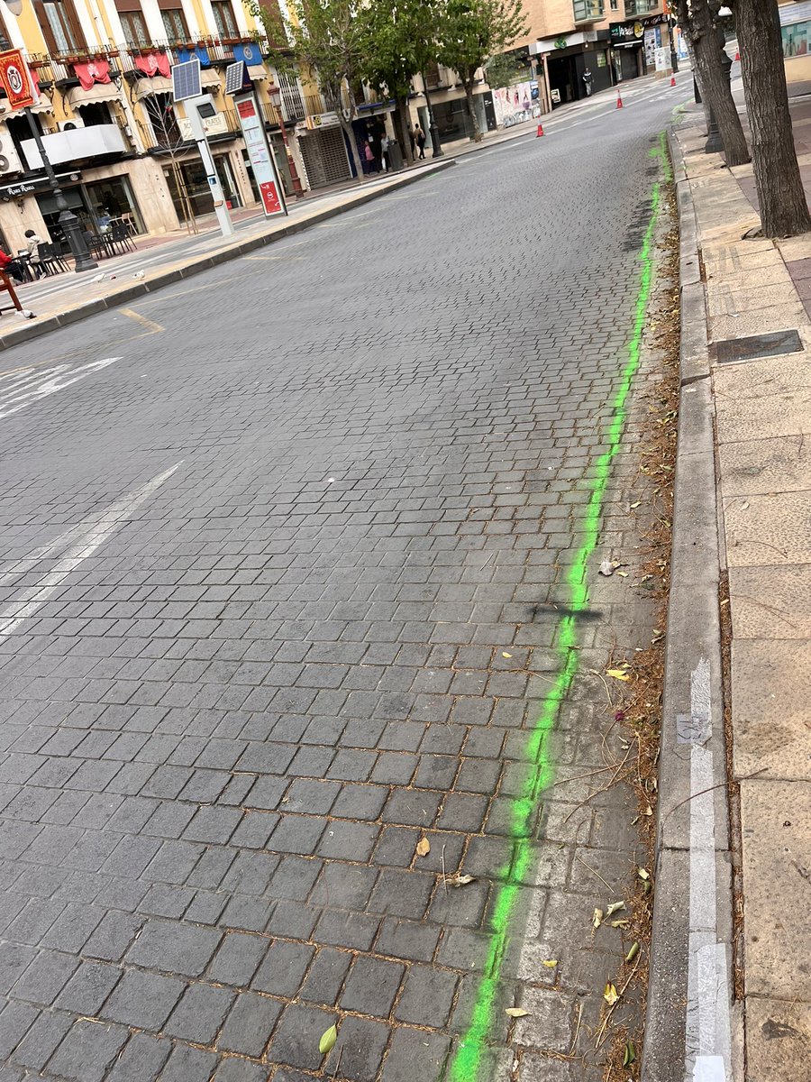 ¿Por qué permitimos esto?
<a href="/AytoMurcia/">Ayuntamiento de Murcia</a> <a href="/MurciaPolicia/">Policía Local Murcia</a>