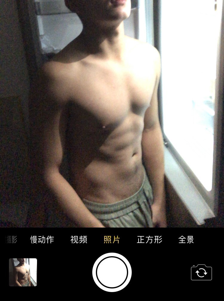 福利姬五子分享的黄推图片2 - 网红私拍内容