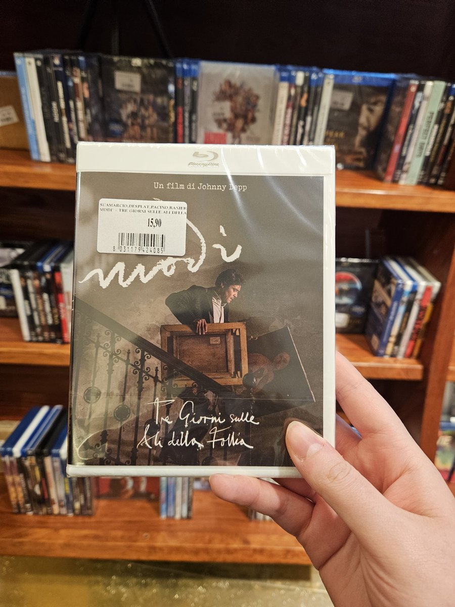 vampiredxpp's tweet photo. i found Modi dvd n blueray in a store in Rome ♡ https://t.co/DIPAROrfQs