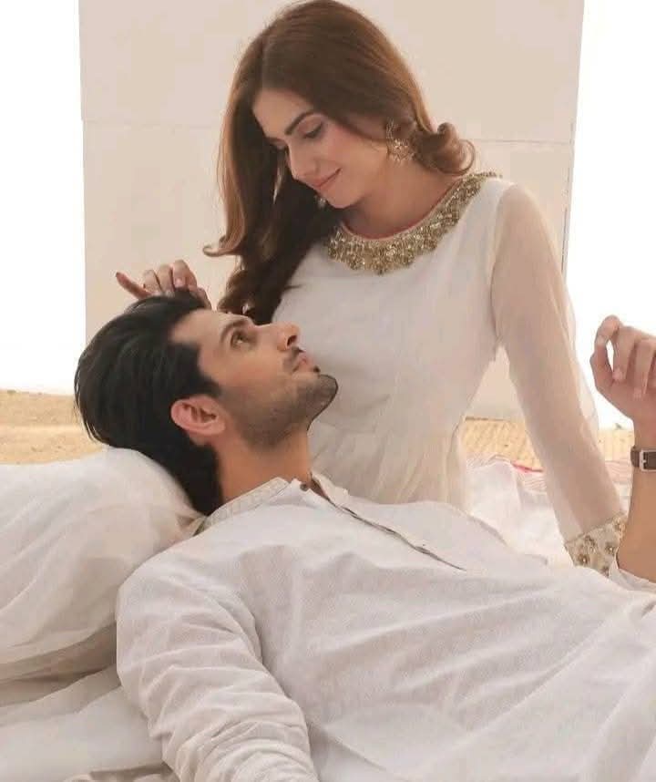 Sra_az's tweet photo. کٙروں قُبول  مُشقّت  تمام  عُمر  کِی 
 میں
مٙگر یہ شرط کہ اجرت مِیں تُو مِلے مُجھکو 
#سارہ
#سوچ_کا_سفر https://t.co/STgn45Dbbw