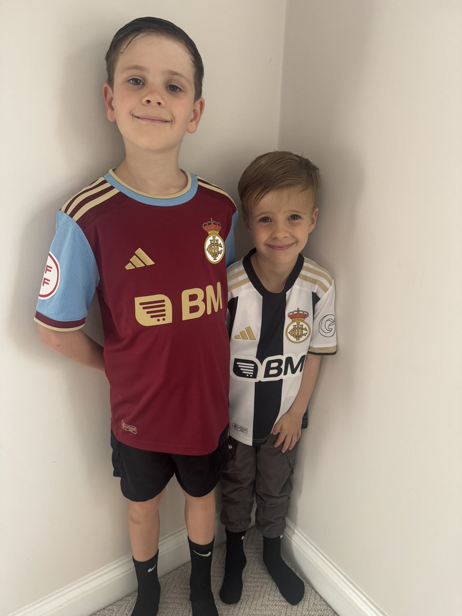 joshy88c's tweet photo. @REALUNIONCIRUN @emery_igor 

AUPA UNION! Good luck in todays match. Big game!!!

Come on you Real Union boys! UTV https://t.co/TyTtDNuyiW