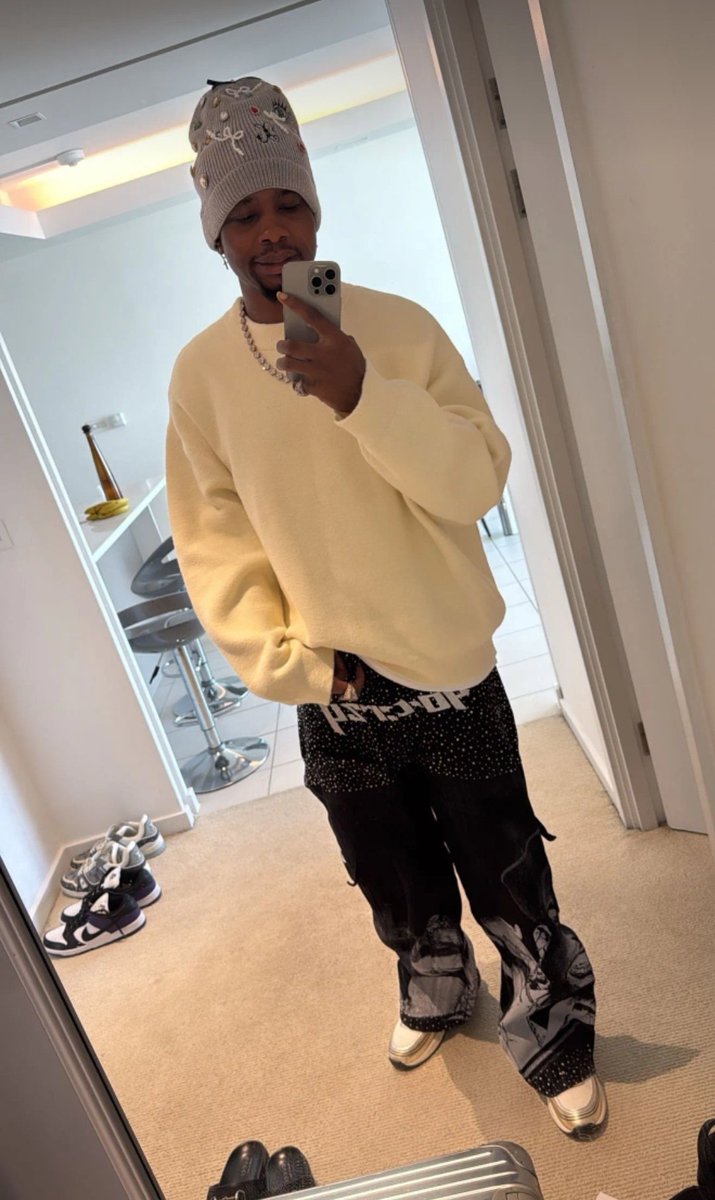 YL Idowu ✨️ tweet media