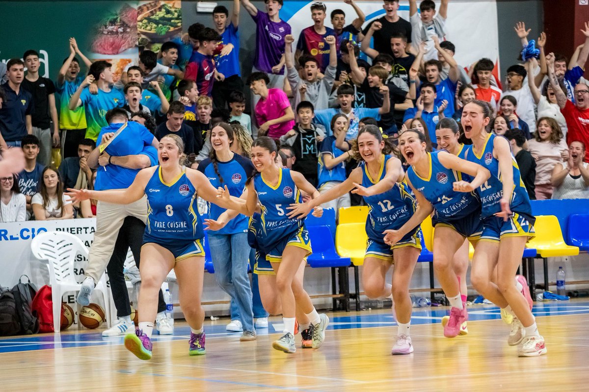 AEMinguella's tweet image. CADET A FEMENÍ 💙 CAMPIONES DEL 21è TORNEIG BÀSQUET BASE ALAIOR

📸 gentilesa de @cbjovent