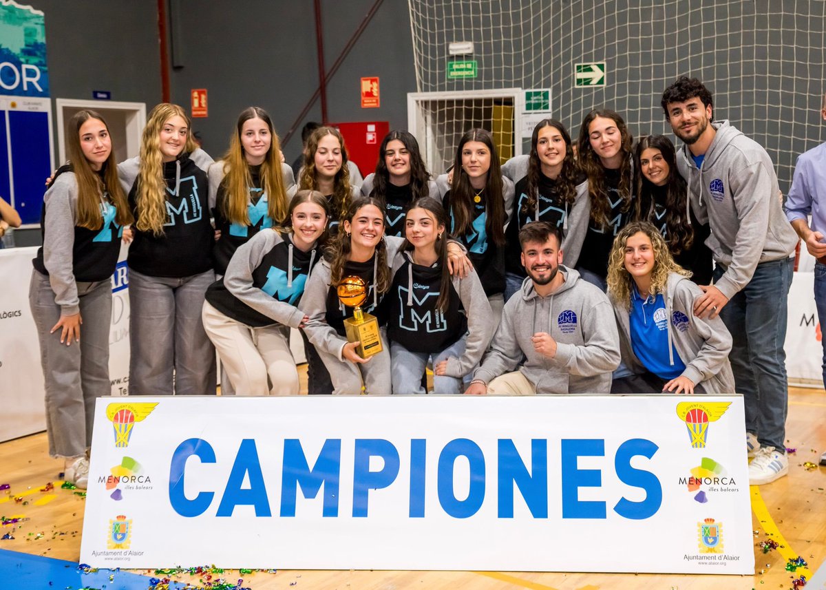 AEMinguella's tweet image. CADET A FEMENÍ 💙 CAMPIONES DEL 21è TORNEIG BÀSQUET BASE ALAIOR

📸 gentilesa de @cbjovent