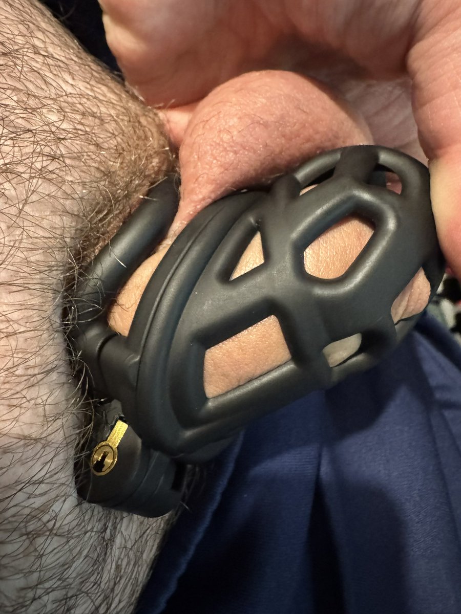 BritishSubLad's tweet photo. Back in Manchester today…. Now, who would own my keys…. And ruin my big bubble butt…. https://t.co/iEyF8KLQw5