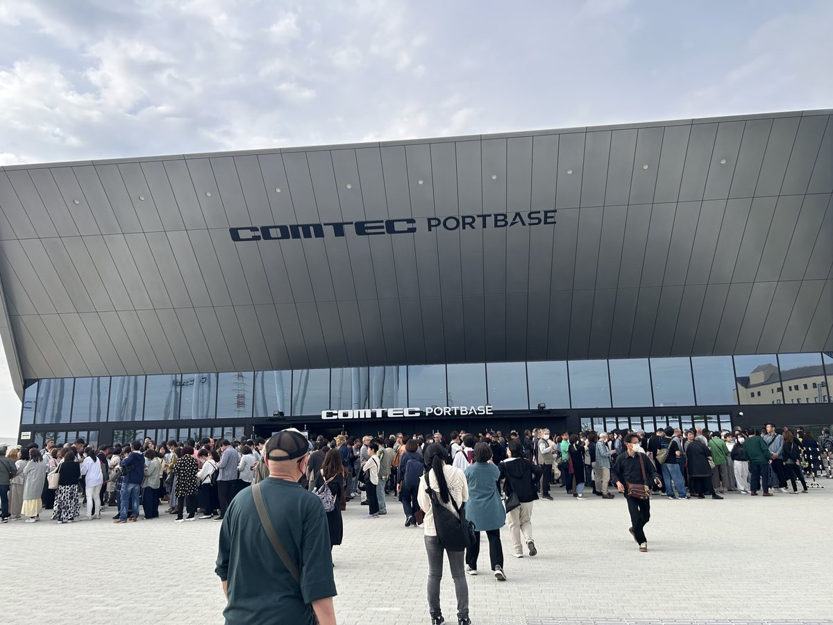 Jboy0714's tweet image. 名古屋に
ステキなライブハウスができたんだね！

昭次くん！
名古屋スルーしないで
ここでナリトマかロックオンで
ライブしてよ！

一緒に行くからさ、きっと。

#成田昭次
#COMTEC PORTBACE