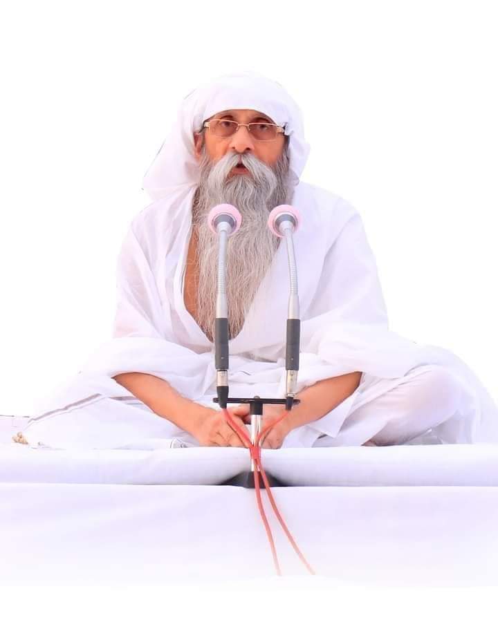 परम संत उमाकांत जी, प्रेम का संदेश सुनाते,
नशे से बचो, भजन करो, सत्य की राह दिखाते।
Ak
Jai Gurudev
गुरु चरणों में प्रीति बढ़ाओ 
#ध्यान_भजन_कर_प्रभु_को_पाओ