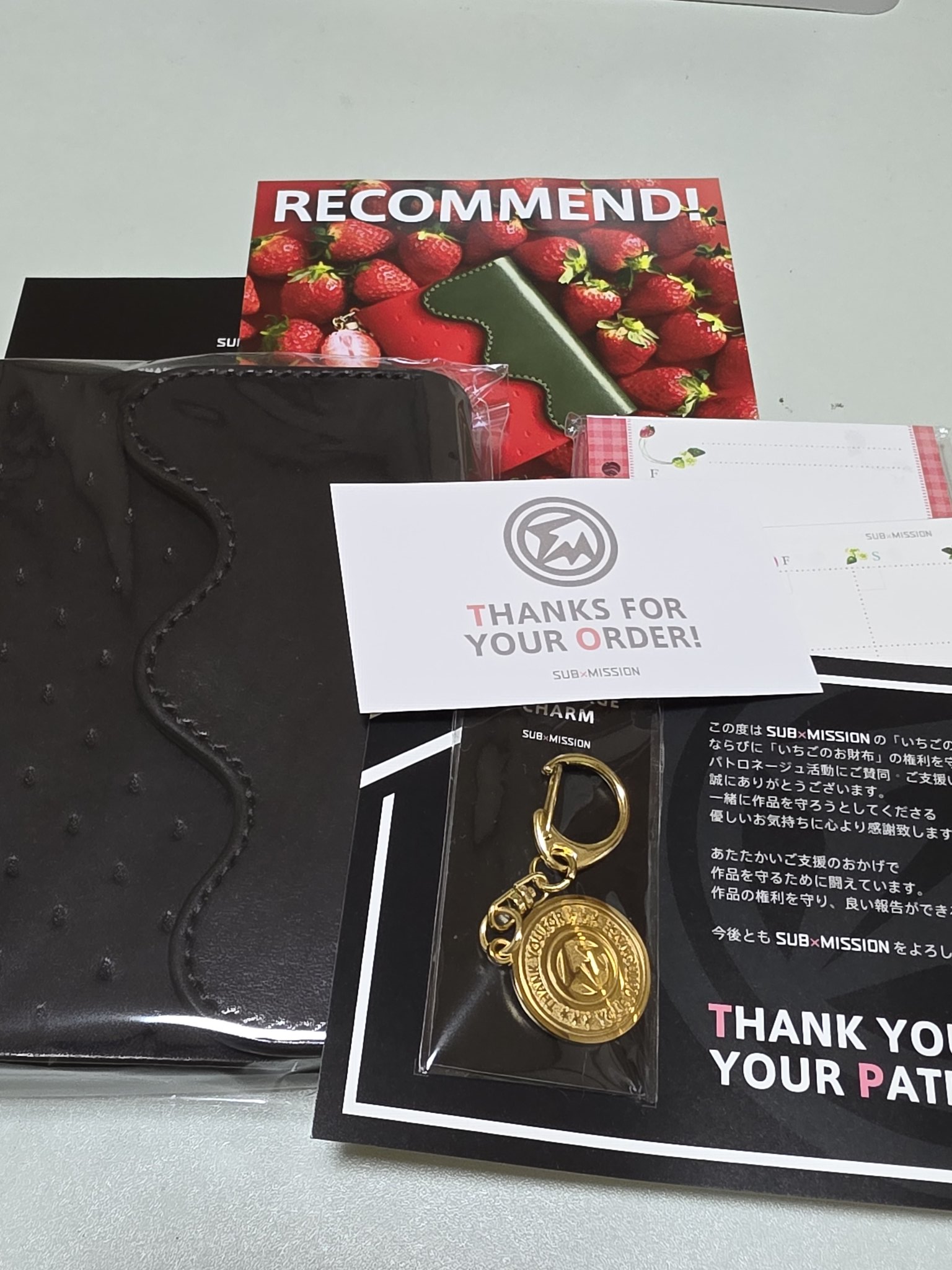 SUB×MISSION 🍓いちごの手帳&いちごのお財布（意匠登録済）🍓不