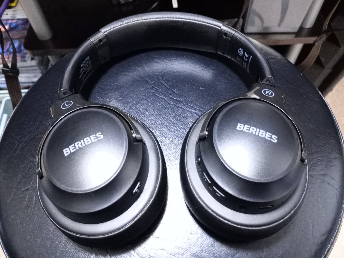 Jl1Pyb's tweet image. #オーディオ
#STAX
#TRIODE
#Edifier 
#QCY
#BERIBES 
#bluetoothヘッドホン
#アマチュア無線
bluetoothヘッドホン増殖中！