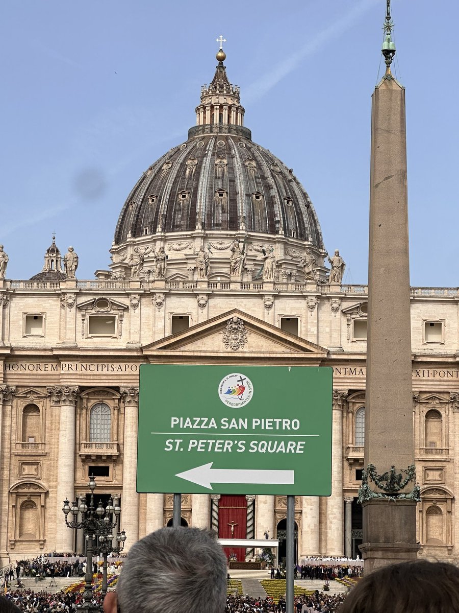 DavidBJasper's tweet image. Greetings from St. Peter’s Square, Vatican City!
Happy Easter Sunday!
"He is not here; He has risen, just as He said." - Matthew 28:6
Standing here in this sacred place, I am reminded of the profound miracle of Easter. May it bring you renewed hope, faith, and joy. Celebrate…