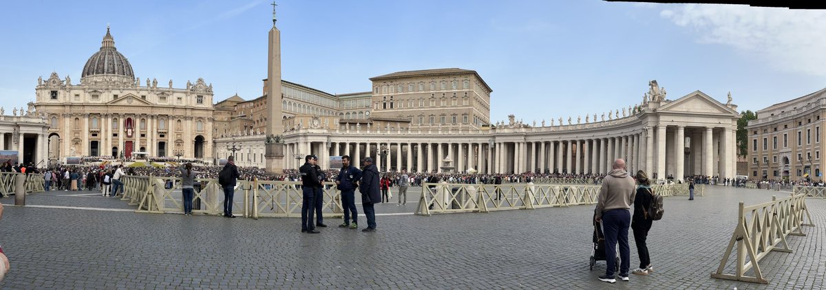 DavidBJasper's tweet image. Greetings from St. Peter’s Square, Vatican City!
Happy Easter Sunday!
"He is not here; He has risen, just as He said." - Matthew 28:6
Standing here in this sacred place, I am reminded of the profound miracle of Easter. May it bring you renewed hope, faith, and joy. Celebrate…