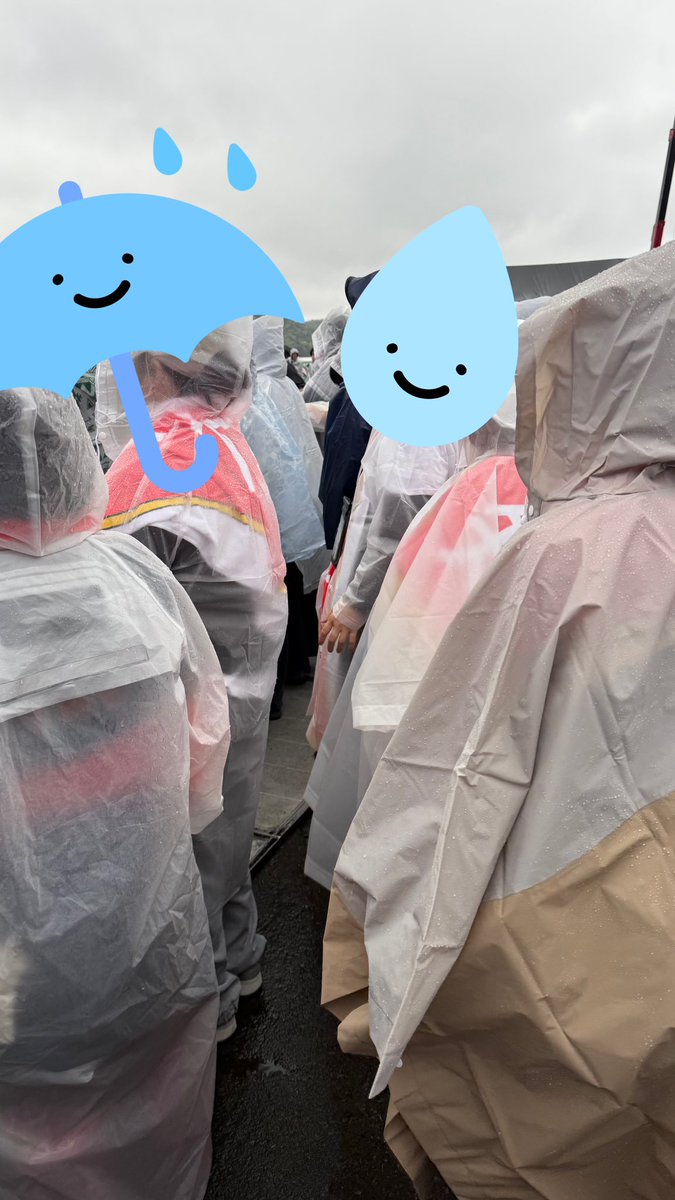 kimita1719's tweet image. 只今なかなかの雨！
カッパでノリノリ
#三浦大知
#playbackfes #PBF
#舞鶴プレイバックフェス