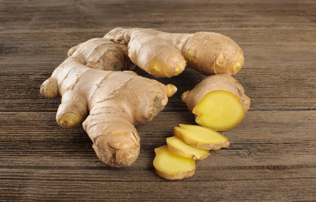 Inflammation is your body’s silent enemy.

Increasing the risk of cancer, arthritis, and chronic illnesses without warning.

The good news: science shows 3 natural foods that can reduce inflammation by 20–50%.

First up: Ginger.

Starting with 1: Ginger.