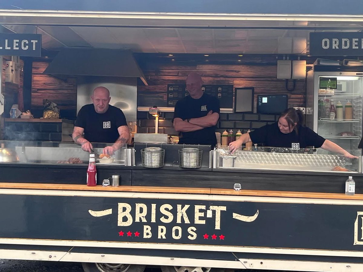 Looking forward to the farmers market being held at Royal Porcelain Works, the <a href="/TheMoRW/">Museum of Royal Worcester</a> will have  a craft table on the courtyard so perfect for a family day out. Lots of local produce in the Henry Sandon hall