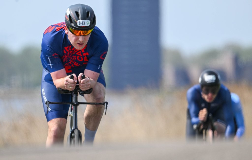 Start2F's tweet photo. Ook Harry van 't Veld stond weer langs de kant van de Vanquish Tijdrit Almere / Run Bike Run en dat leverde geweldige foto's op! https://t.co/Rhv5j7DxXL