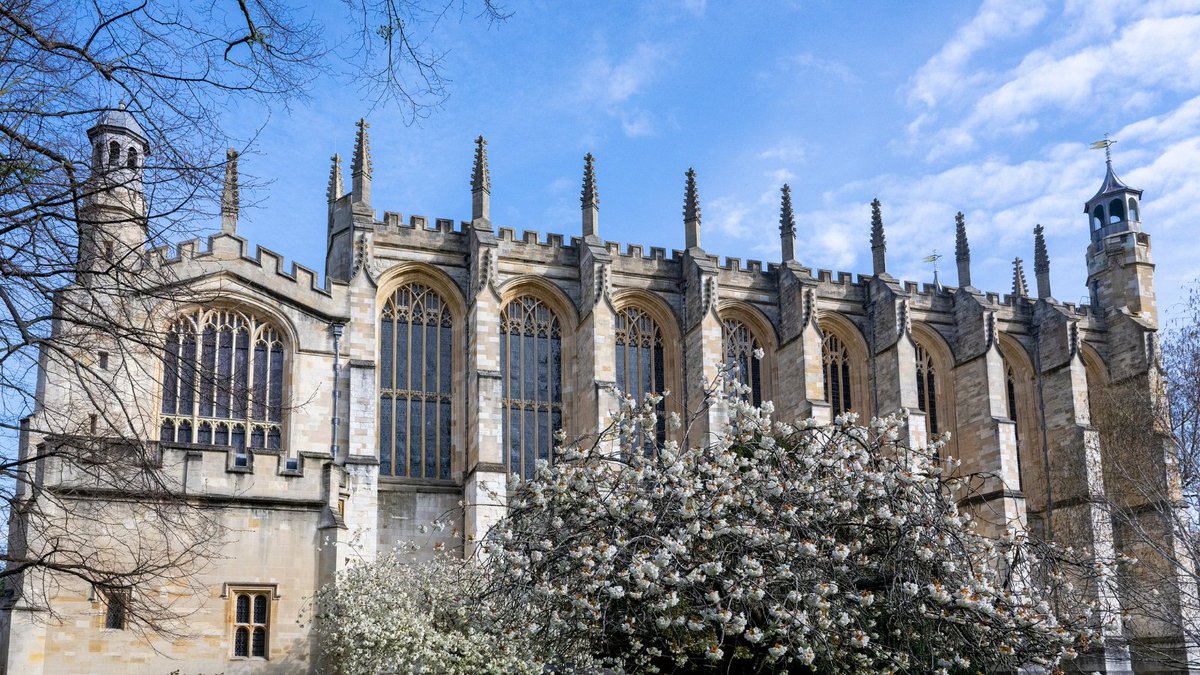 We send our warmest wishes to everyone this Easter 🌸🙏✝️ #HappyEaster #Easter #EasterSunday